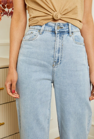 Solana Loose Jeans