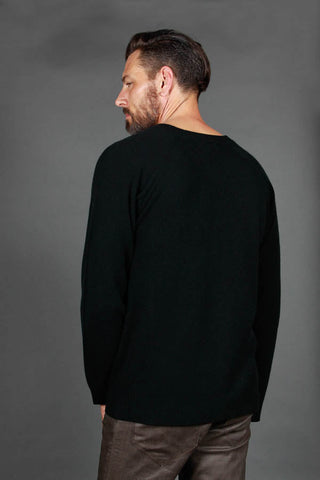 Men's v-neck cashmere sweater	 