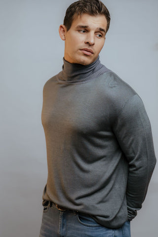 Lightweight Turtleneck Shirt